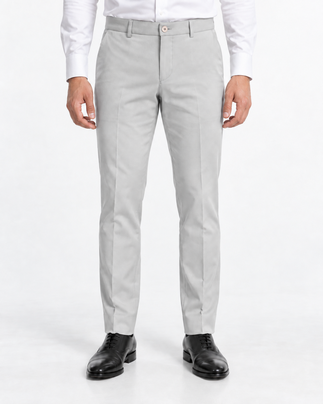 
Montaro — klasične pantalone, svetlosiva — fotografija modela