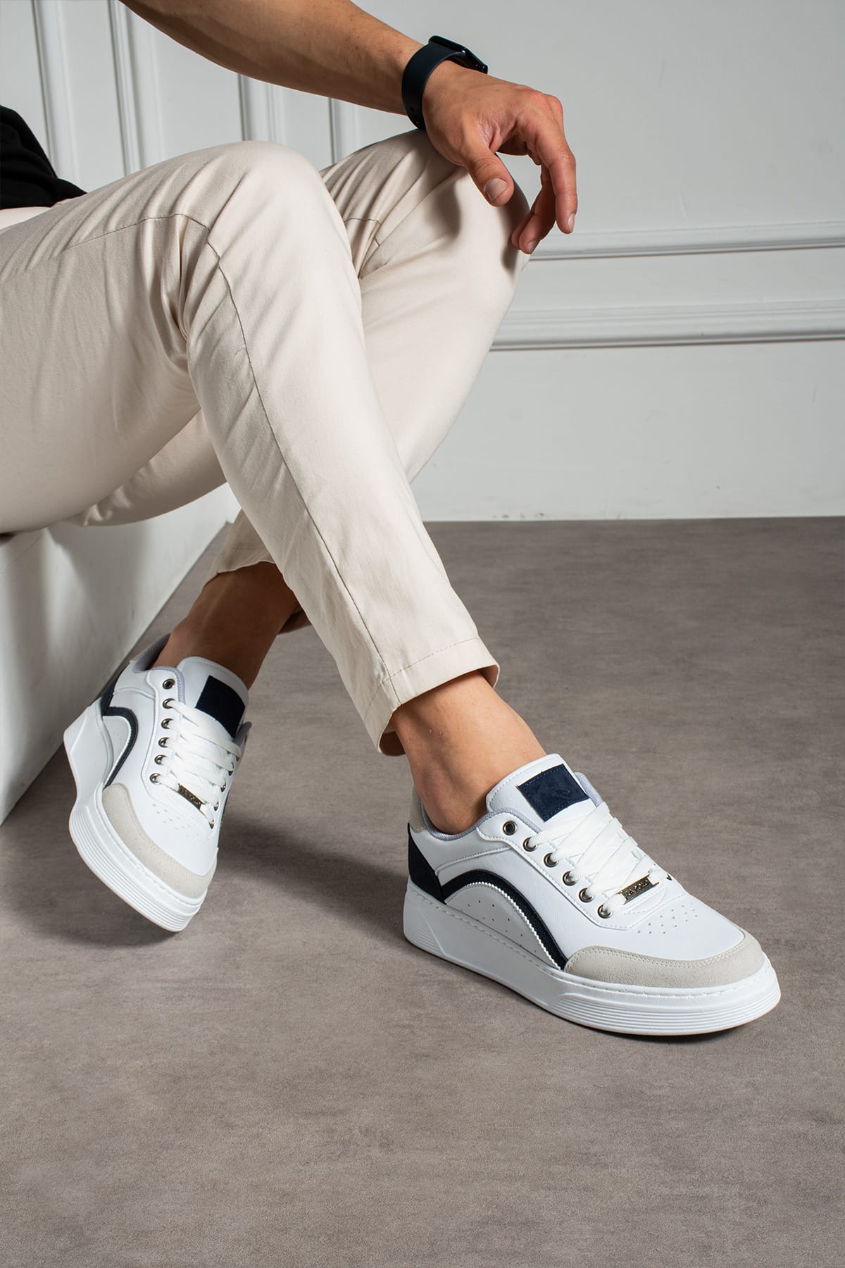 Riviera Navy