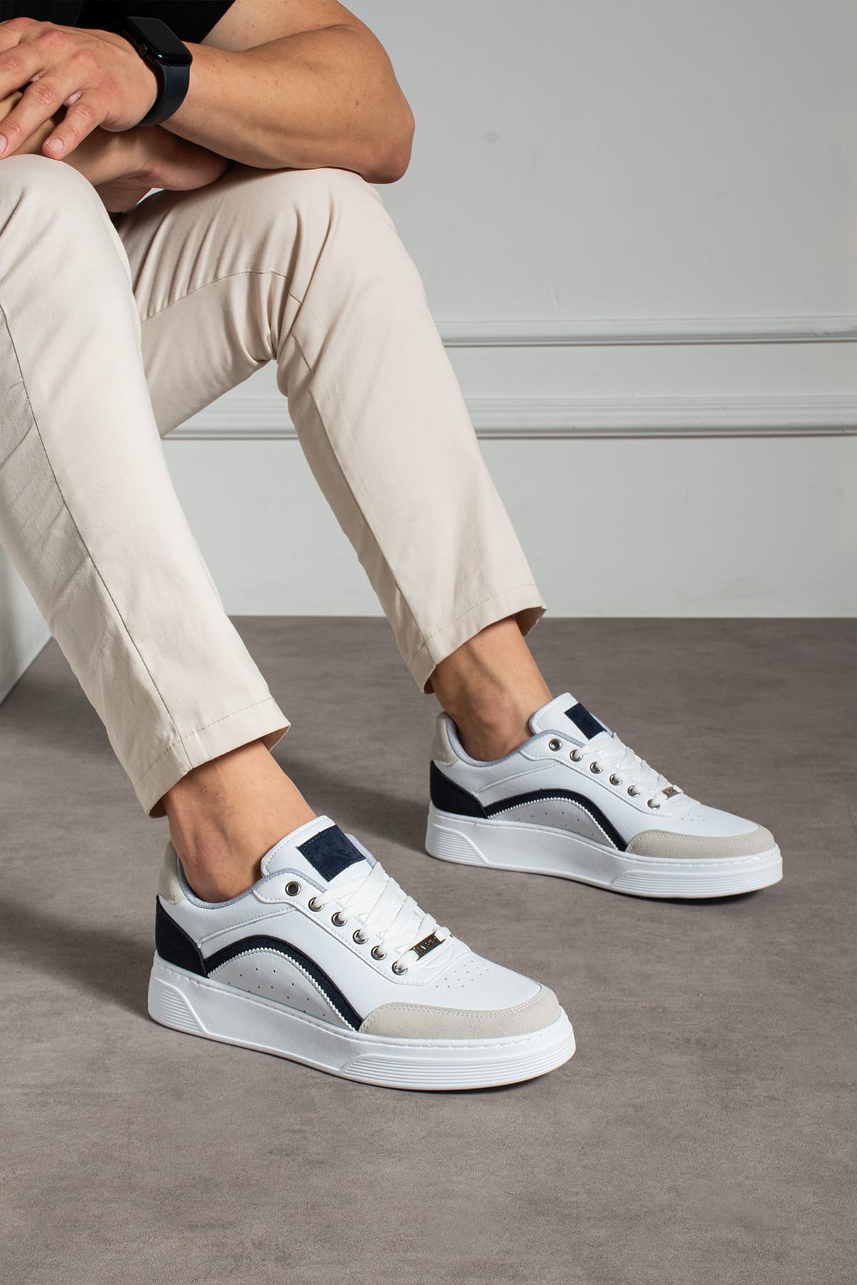 Riviera Navy