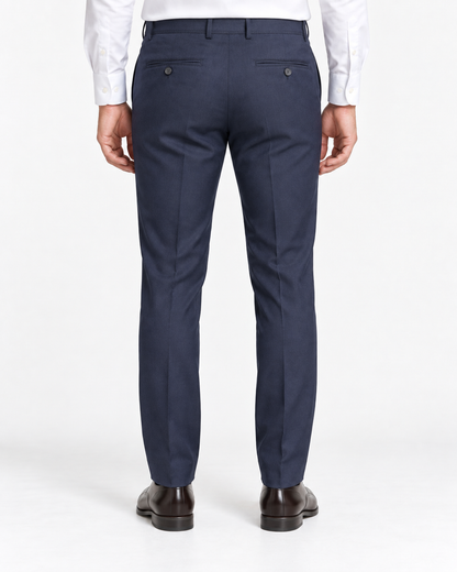 
Montaro — klasične pantalone, teget — fotografija modela