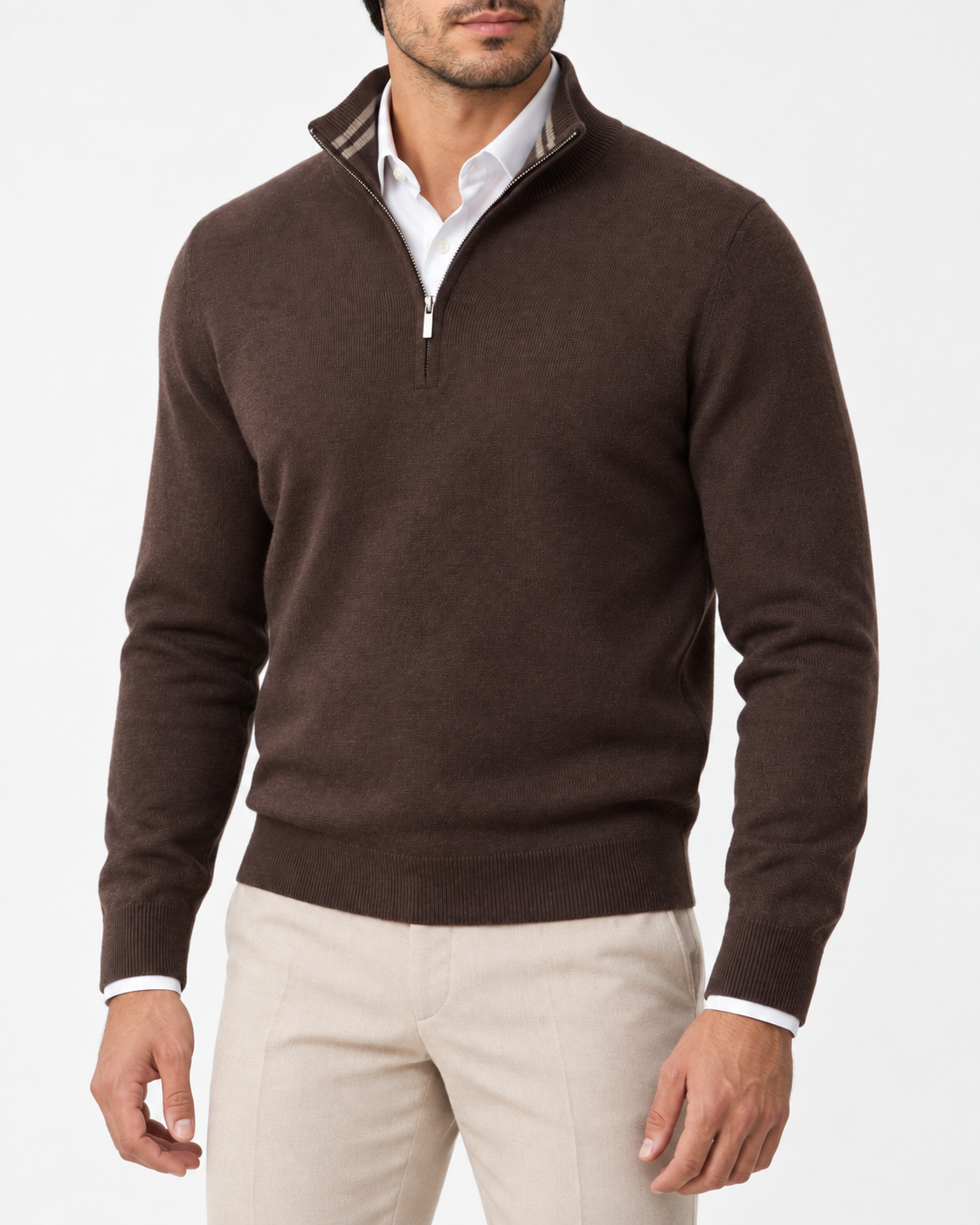 
Lunaro — džemper sa polurajsferšlusom, braon — fotografija modela